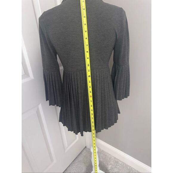 AGB Pleated Jacket - Picture 5 of 11